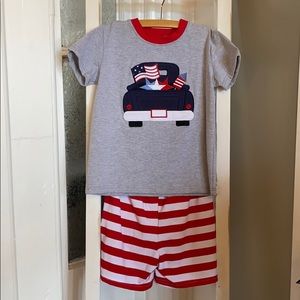 NWT Boys 2 piece set